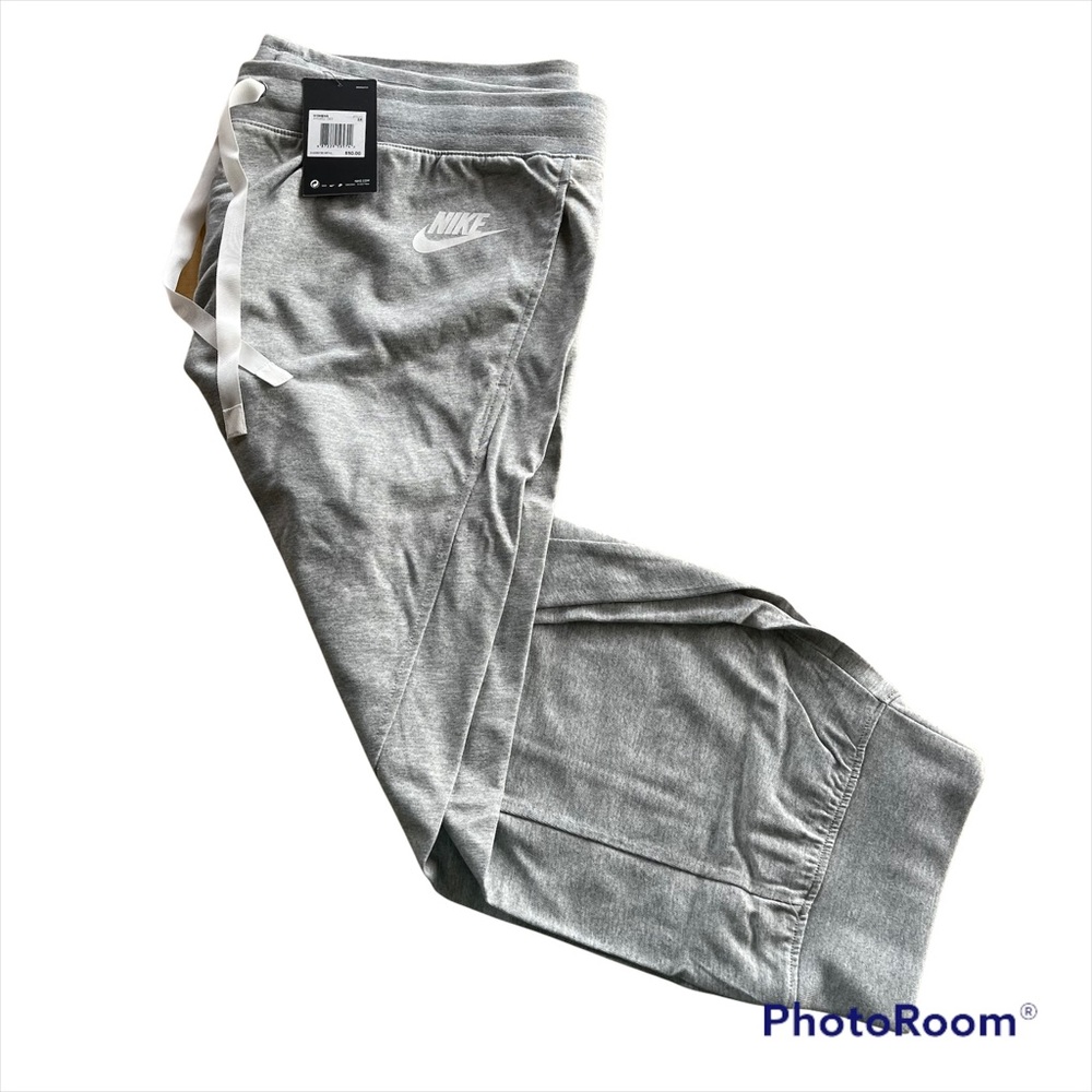 Nike Women Plus Capri Sweatpants Sportswear Jersey 2X Gray